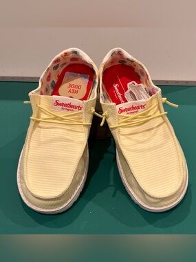 Hey Dude Wendy X Sweethearts Conversation Hearts Collaboration Slip-Ons Size 7